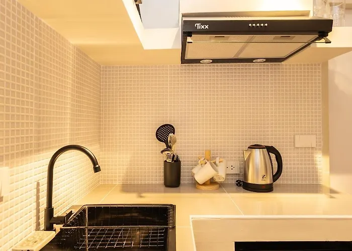Appartamento Cute & Comfy For 3 Guests At Center Of Sathorn