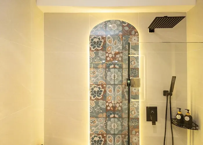 Appartamento Cute & Comfy For 3 Guests At Center Of Sathorn