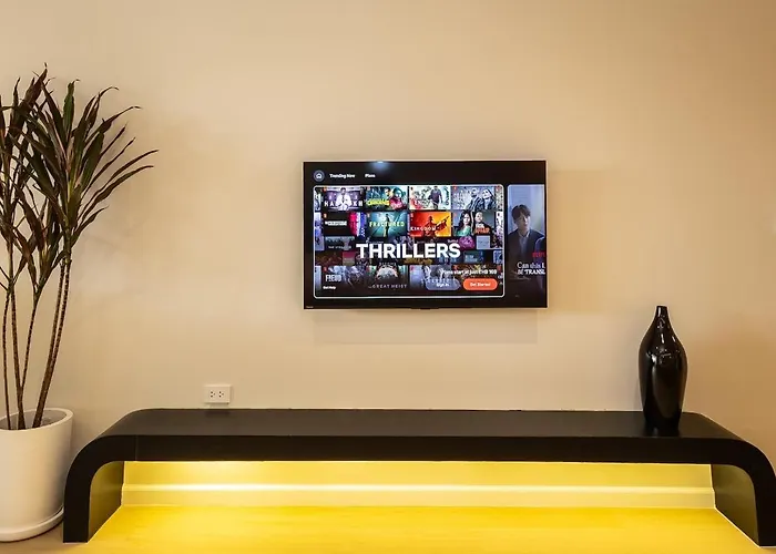 Cute & Comfy For 3 Guests At Center Of Sathorn Bangkok